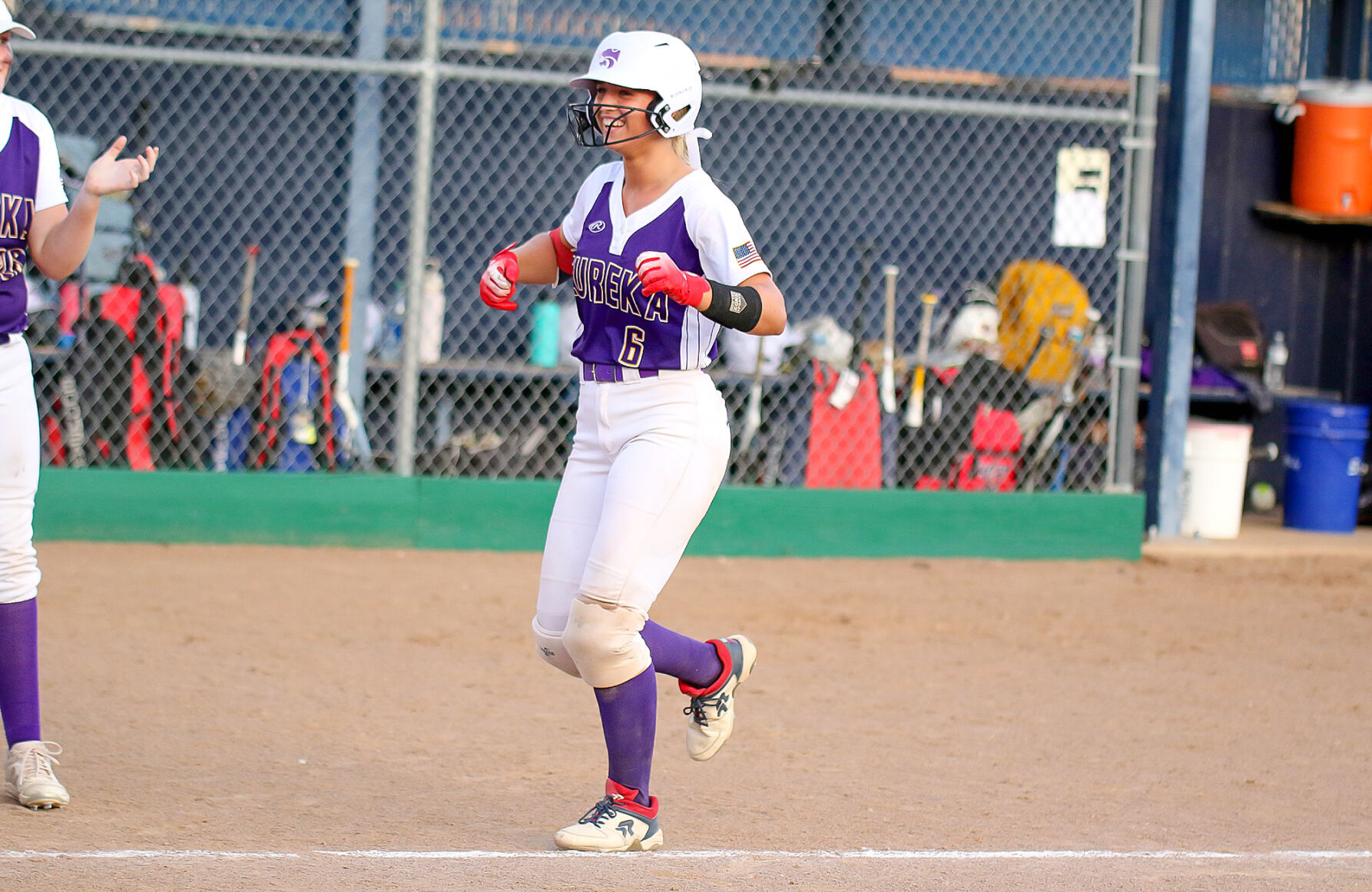 Marquette vs. Eureka softball